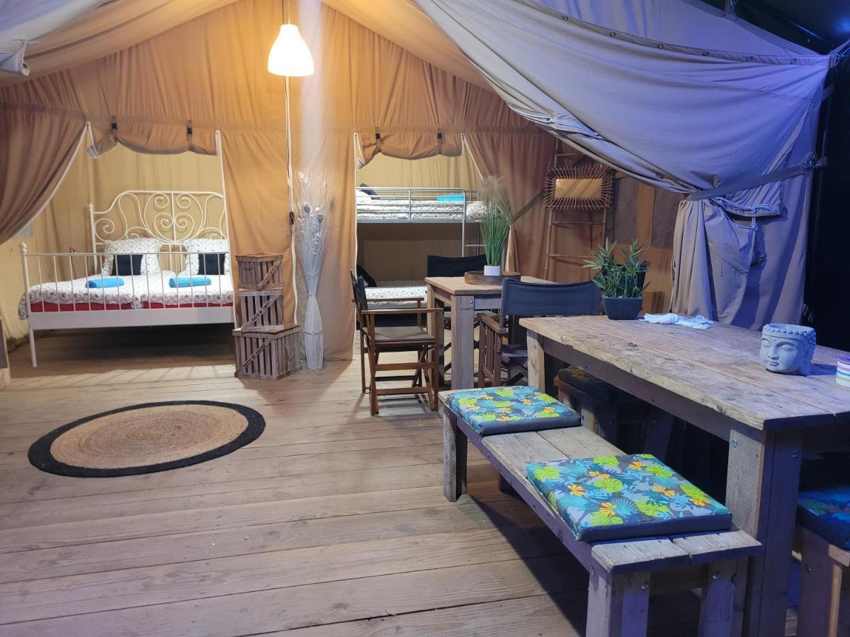 Tente Lodge Safari Saint-Martin-des-Besaces 외부 사진