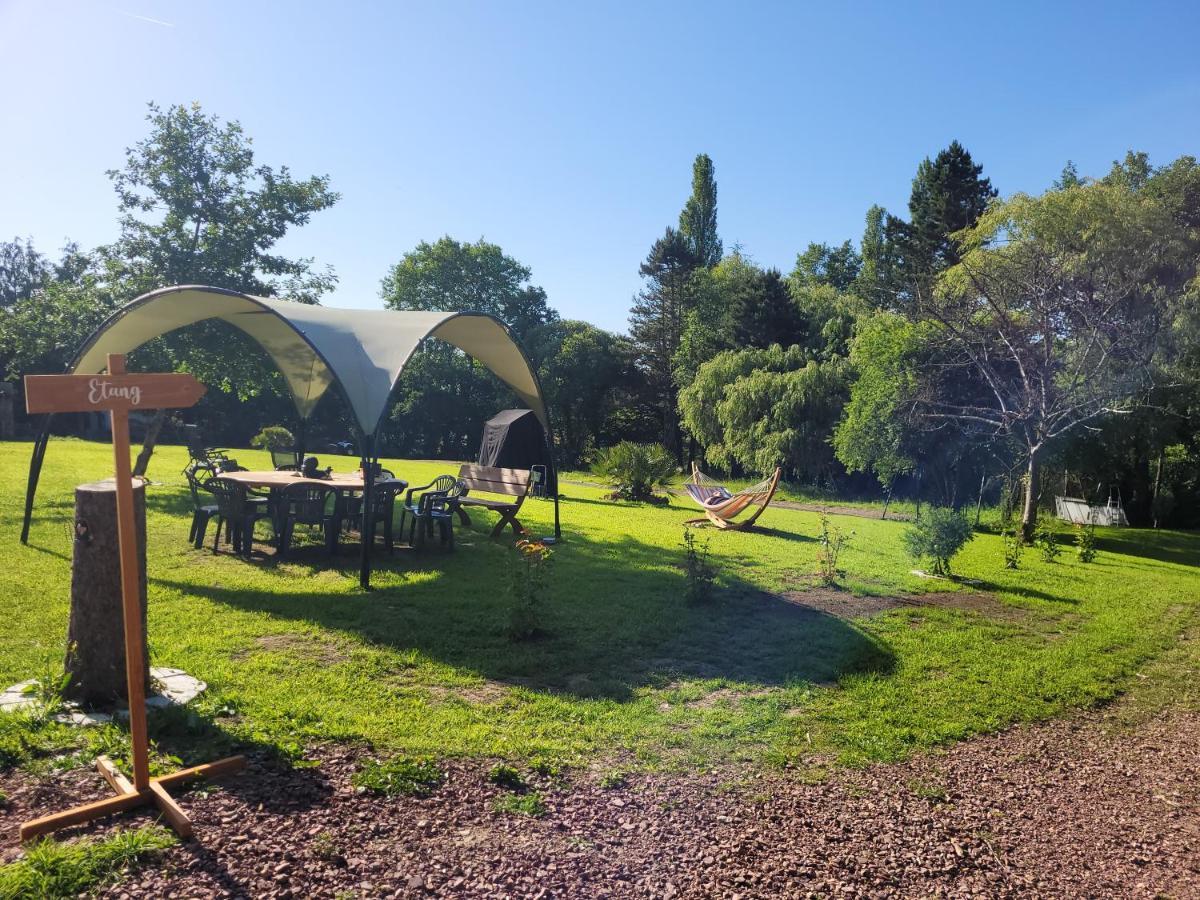 Tente Lodge Safari Saint-Martin-des-Besaces 외부 사진